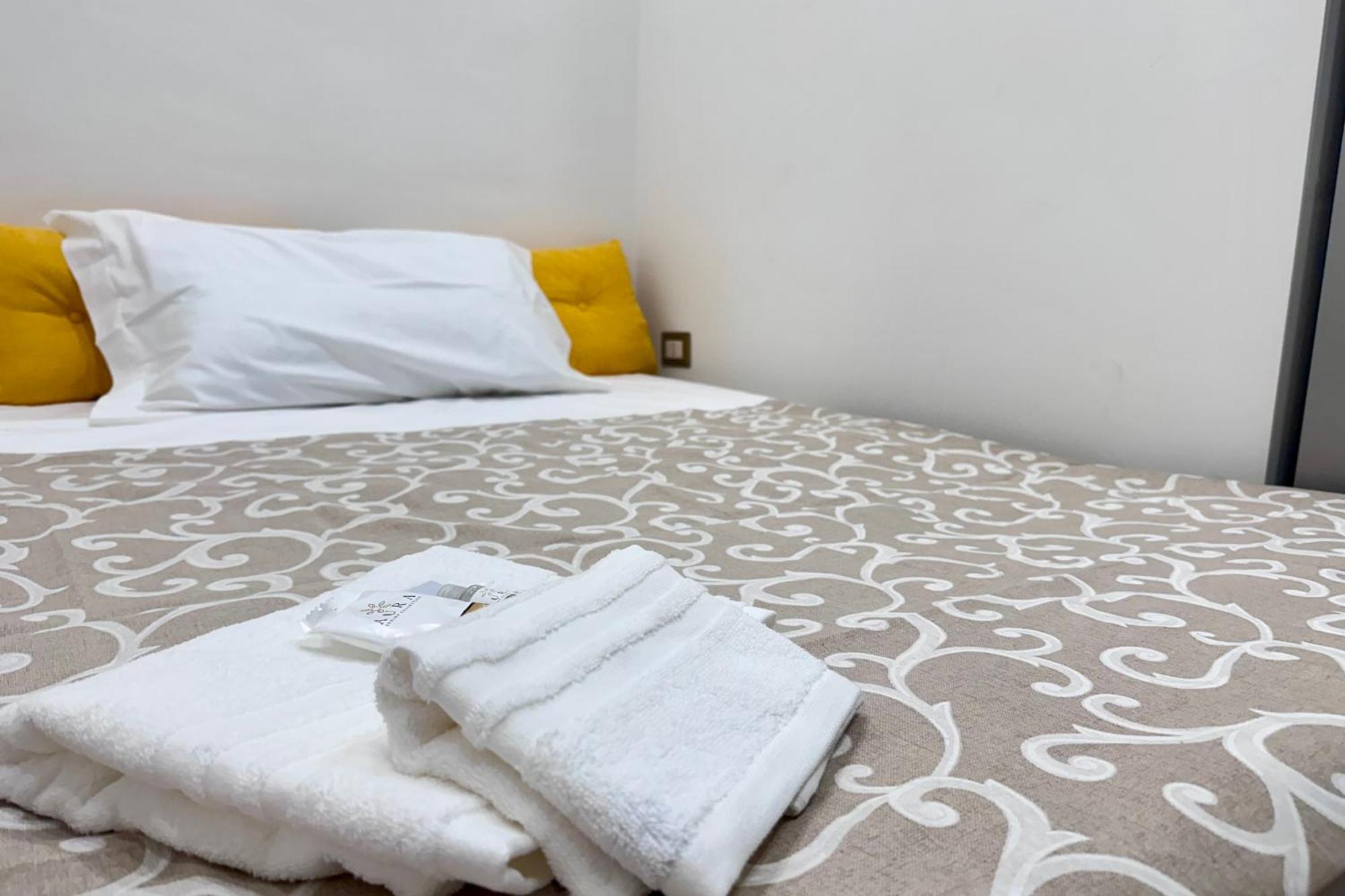 Eden Suite - Central Apartment With Balcony - Molfetta Kültér fotó